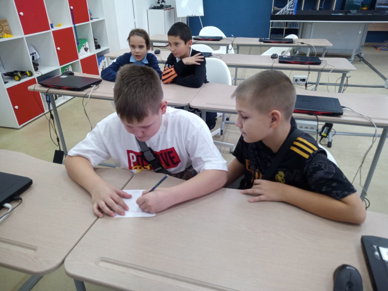 JnYq33FBHQwnZWSLEYI6snpsJcSgz bYwALJ9hhrxbKO9L0t5 Q3vJp8HPF3g01RcMFOYhl90l6kYvTkLjCuAUFk